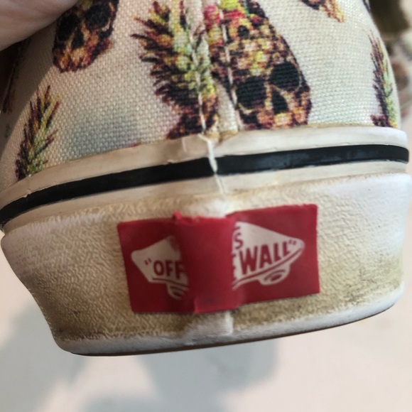 Vans “Drained and Confused” Size 13 sneakers. Tiki pineapple tropical luau party - Picture 9 of 9